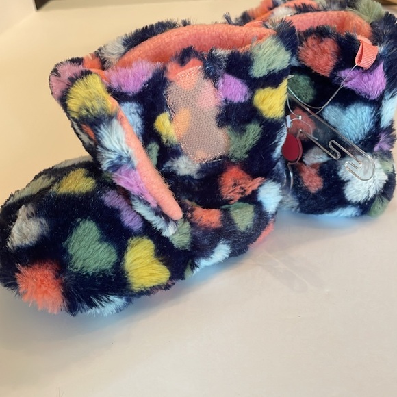 Carter’s Kids Slippers Jetta Fluffy Warm Slippers - Picture 6 of 8